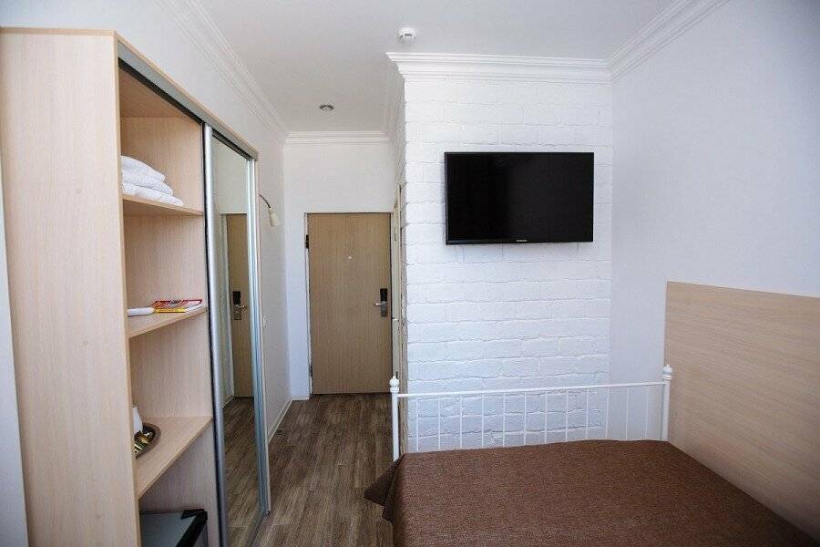 Фотографии номера Двухместный номер эконом-класса с 1 кроватью в Гостинице Дублин Новороссийск