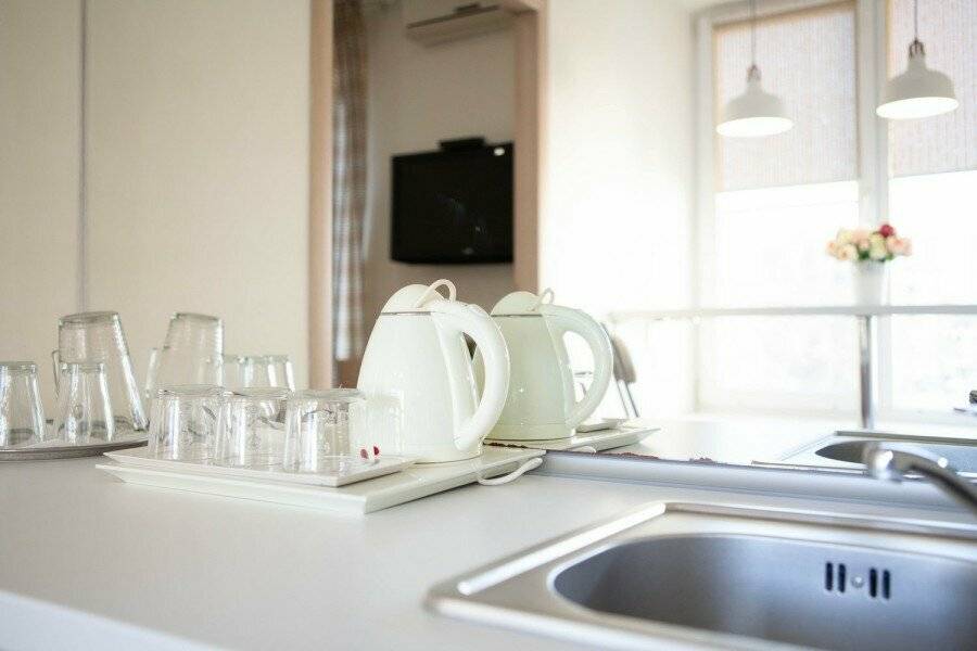 Фотографии номера Улучшенный семейный номер в Гостинице Дублин Новороссийск