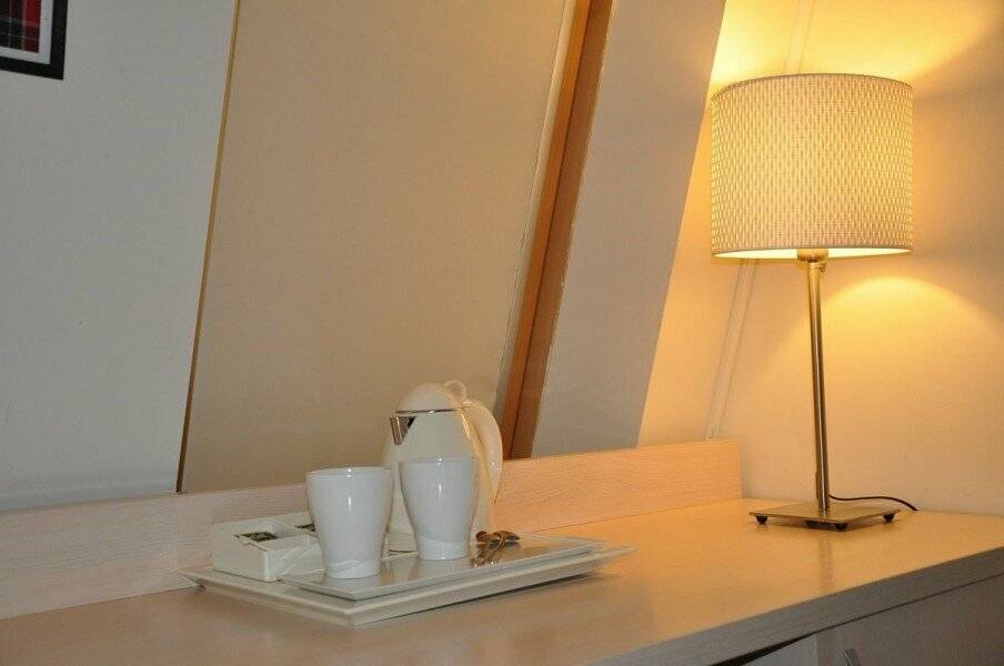 Фотографии номера Двухместный номер с 1 кроватью и гидромассажной ванной в Гостинице Дублин Новороссийск